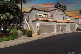 More Details about MLS # OC25109231 : 65 CENTRE COURT