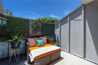 Photo #3: OC25109244 Listing