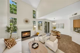 Photo #5: OC25109364 Listing 