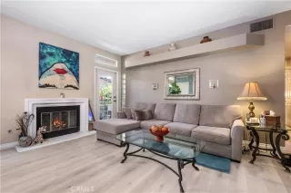 Photo #4: OC25109683 Listing