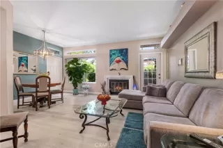 Photo #5: OC25109683 Listing