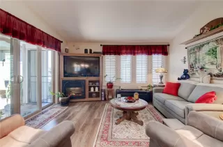 Photo #5: OC25109775 Listing 