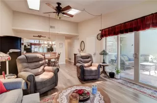 Photo #6: OC25109775 Listing 