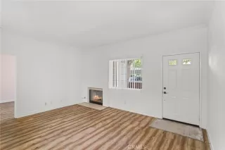 Photo #5: OC25110160 Listing