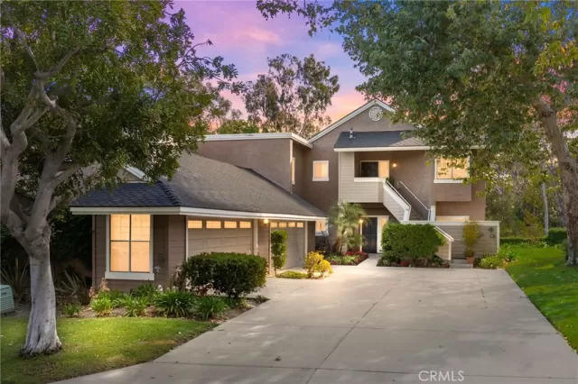 MLS: OC25110253 Condo For Sale