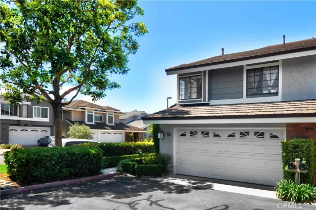 MLS: OC25110364 Condo For Sale