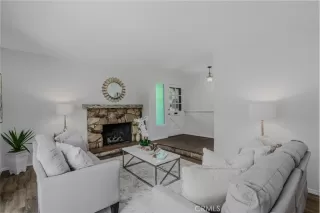 Photo #3: OC25110377 Listing