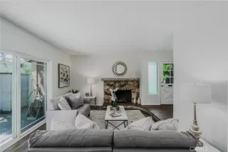 Photo #5: OC25110377 Listing