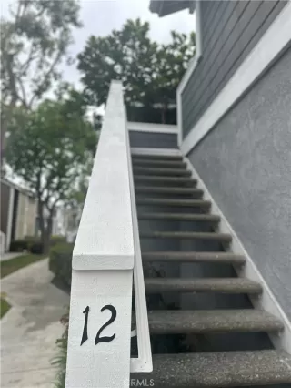 Photo #4: OC25110504 Listing 