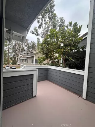 Photo #5: OC25110504 Listing 