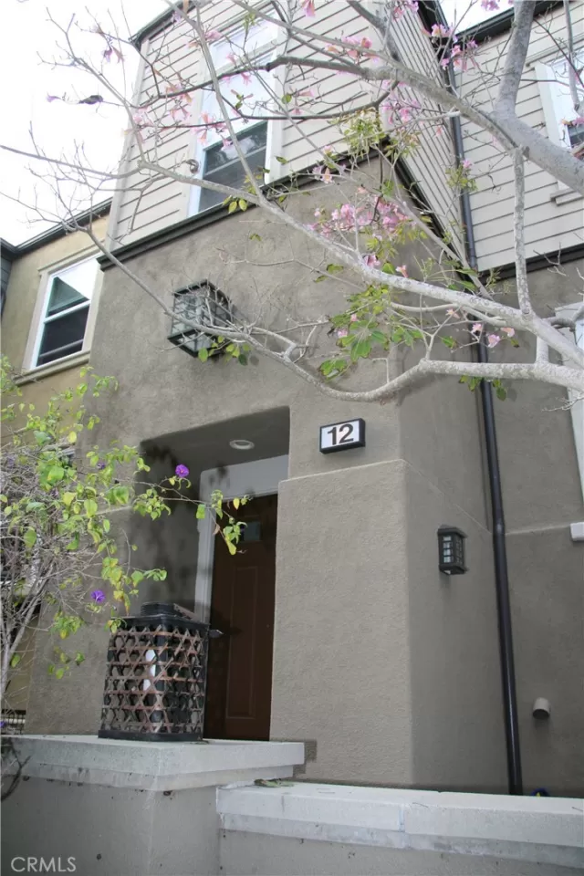 MLS: OC25110521 Condo For Sale