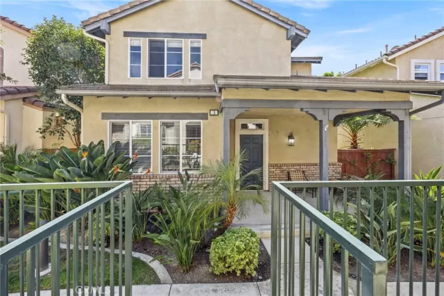 MLS: OC25110706 Condo For Sale