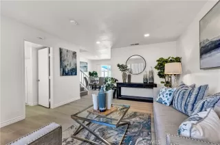 Photo #6: OC25111526 Listing