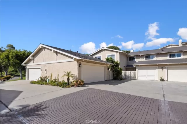 MLS: OC25111912 Condo For Sale