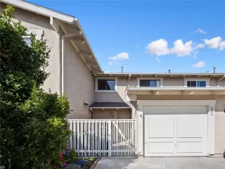 Photo #1: OC25111912 Listing 