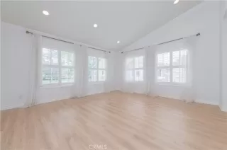 Photo #6: OC25111929 Listing 