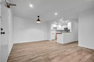 Photo #3: OC25112070 Listing 