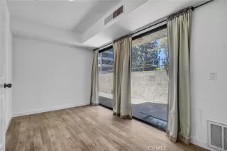 Photo #5: OC25112070 Listing 