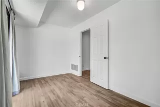 Photo #6: OC25112070 Listing 