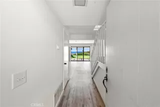 Photo #4: OC25112408 Listing