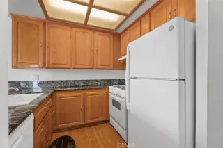 Photo #4: OC25112774 Listing