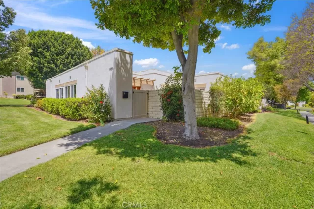 MLS: OC25112889 Condo For Sale