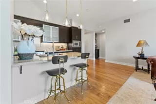 More Details about MLS # OC25113106 : 402 ROCKEFELLER 407