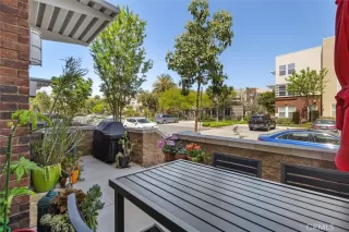 Photo #6: OC25113417 Listing