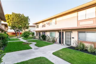 More Details about MLS # OC25113615 : 8804 VALLEY VIEW STREET C