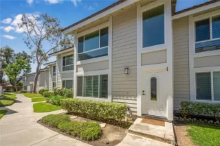 Photo #1: OC25114018 Listing 