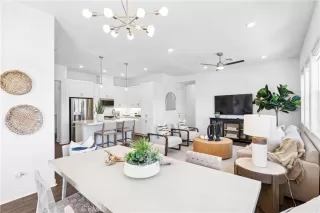 Photo #4: OC25114110 Listing 