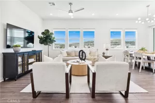 Photo #6: OC25114110 Listing 