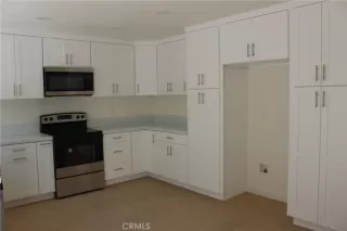 Photo #5: OC25114601 Listing 