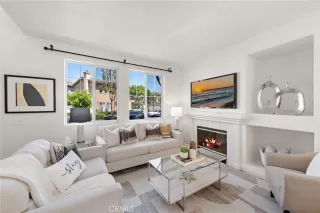 Photo #4: OC25115004 Listing