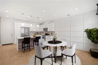 Photo #4: OC25115092 Listing 