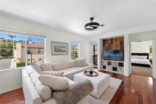 Photo #5: OC25115581 Listing 