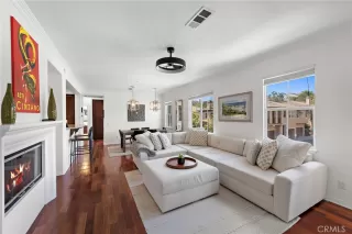 Photo #6: OC25115581 Listing 