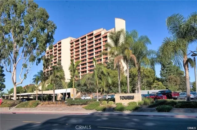 MLS: OC25115771 Condo For Sale