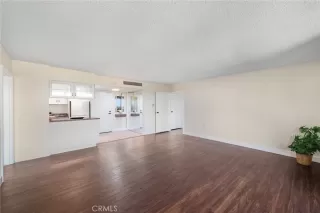 Photo #6: OC25115771 Listing