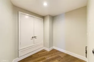 Photo #5: OC25116120 Listing 