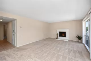 Photo #4: OC25116420 Listing 