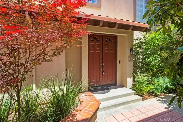 MLS: OC25116939 Condo For Sale