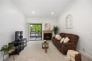 Photo #4: OC25117016 Listing 