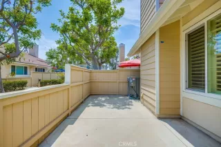 Photo #2: OC25117067 Listing