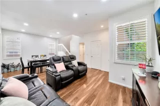 Photo #6: OC25117102 Listing 