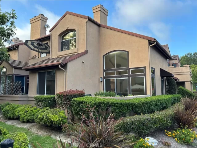 MLS: OC25117144 Condo For Sale