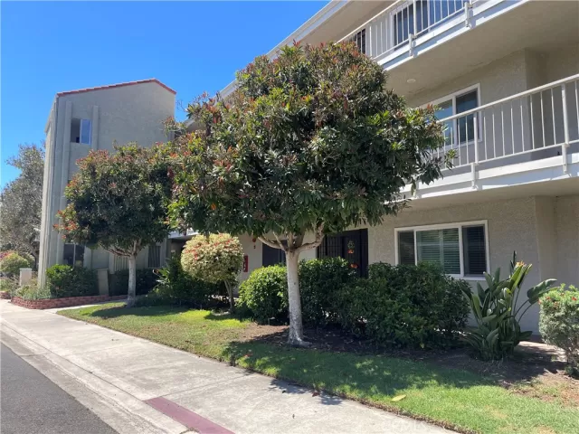MLS: OC25117740 Condo For Sale