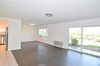 Photo #2: OC25117740 Listing