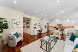 Photo #5: OC25118028 Listing 