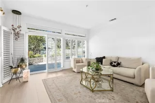 Photo #3: OC25118233 Listing